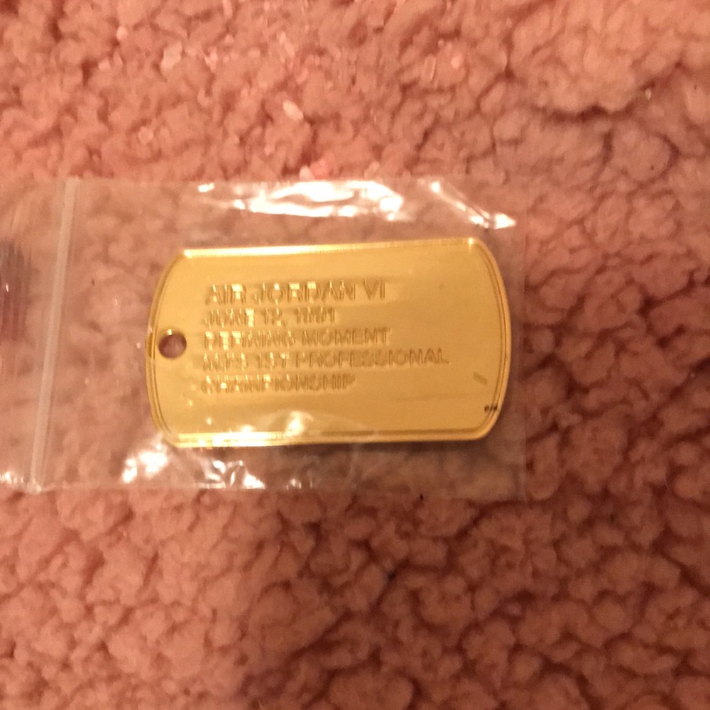 COPY - Dog tag or can be a key chain